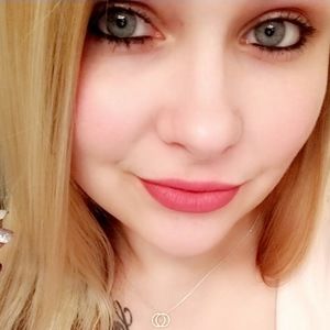 Meet your Posher, Sierra